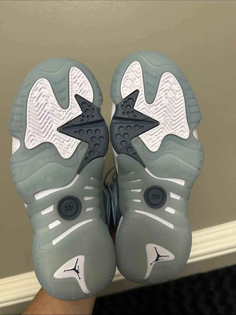 Nike Jumpman Two Trey shoes in ice blue Sz 5.5